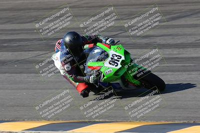 media/Mar-21-2025-CVMA Friday Practice (Fri) [[30cd4fe323]]/3-Racer 2/Session 2 (Bowl)/